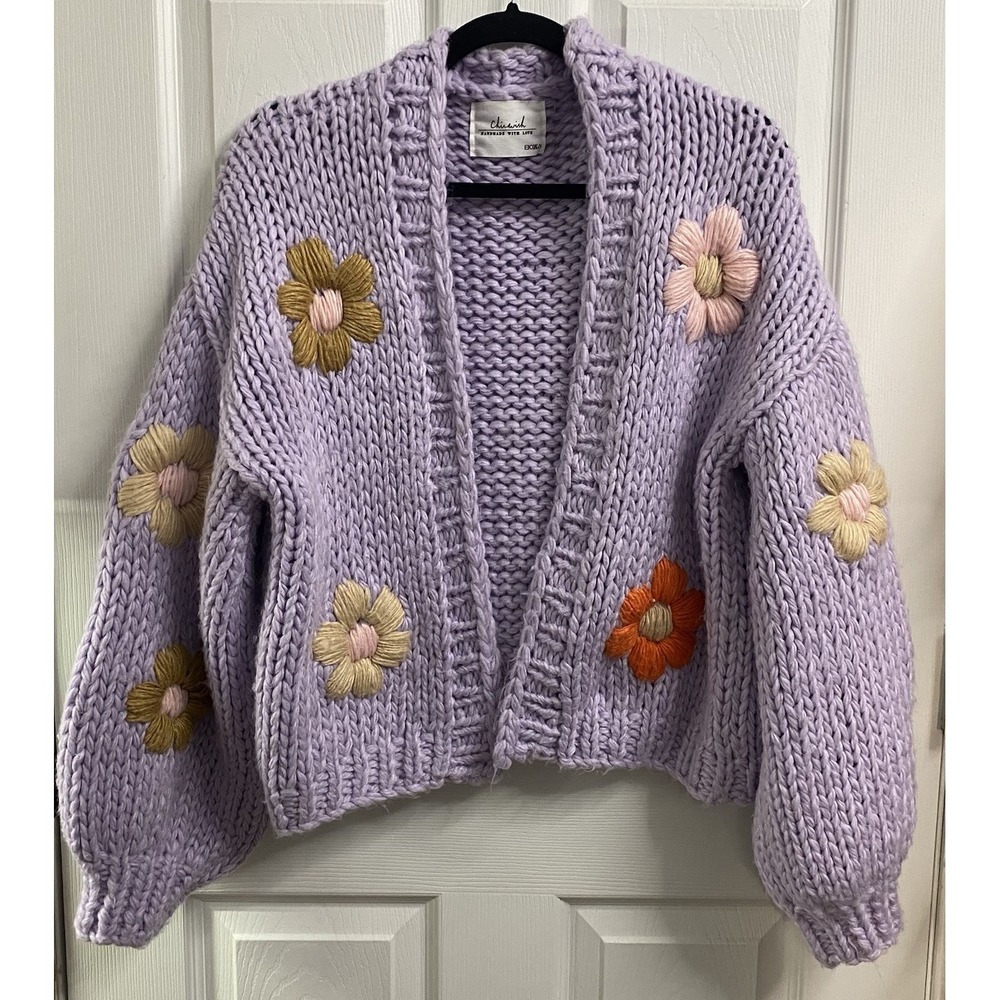 Chicwish Stitch Women Floral Pom-Pom Handmade Chunky Knit Cardigan Purple M